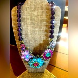 Heidi Daus Crystal Floral Design necklace